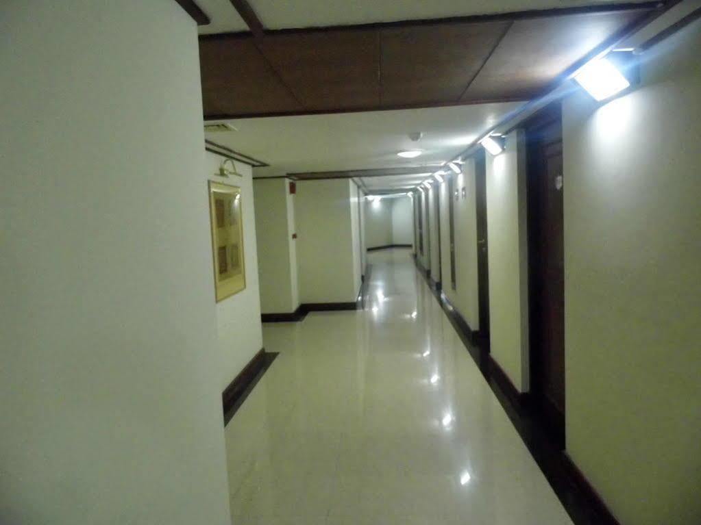 Keys Select By Lemon Tree Hotels, Malabar Gate, Kozhikode Extérieur photo